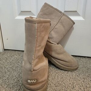 Emu Beige Winter Boots
